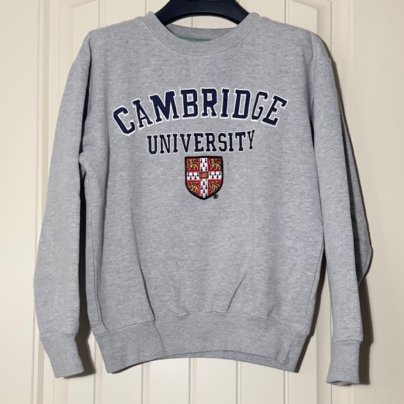 OFFICIAL CAMBRIDGE UNIVERSITY EMBROIDERED CREWNECK - Picture 1 of 4
